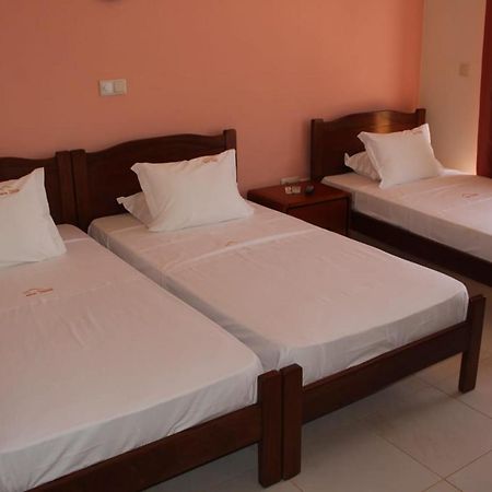 Restaurante Residencial Nova Cidade Porto Novo 외부 사진