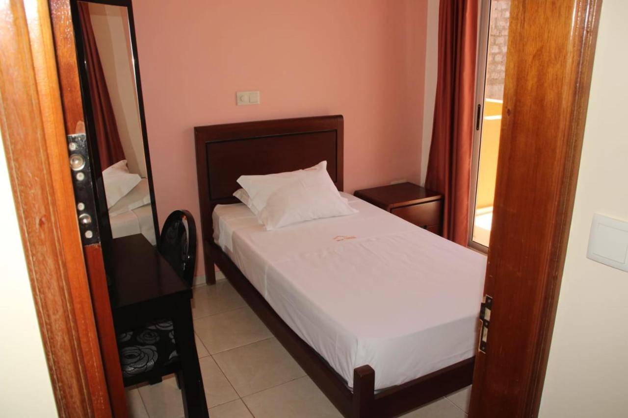 Restaurante Residencial Nova Cidade Porto Novo 외부 사진