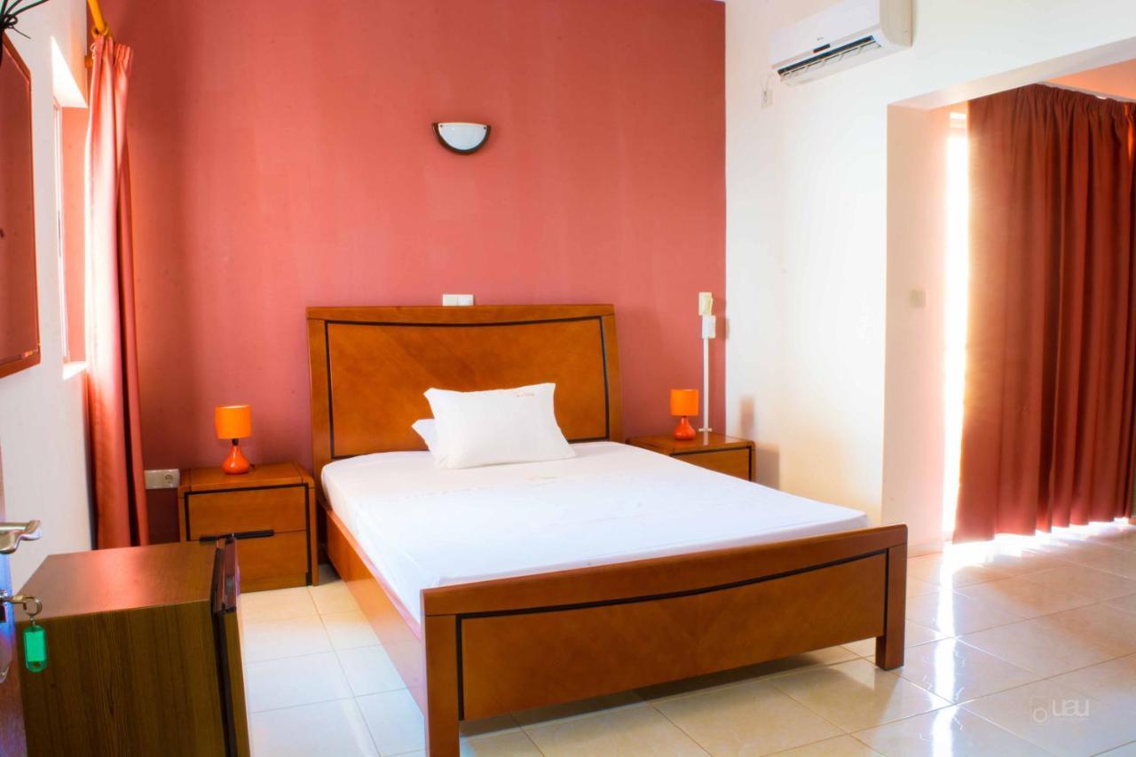 Restaurante Residencial Nova Cidade Porto Novo 외부 사진